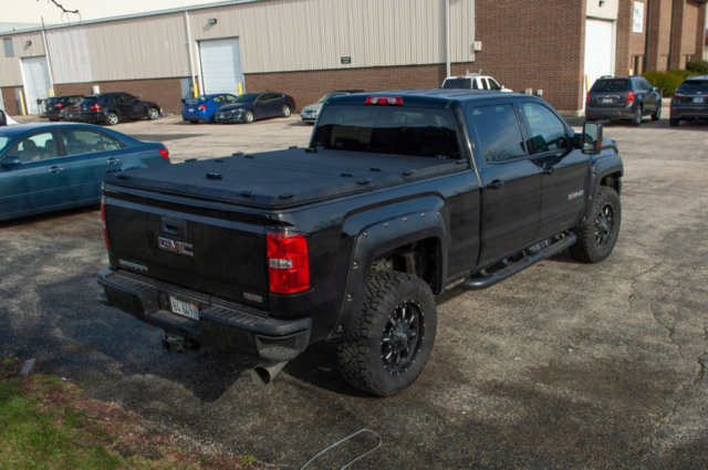 Black Diamondback HD on GMC Sierra